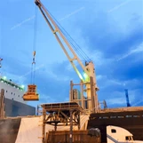How to ensure the safety of operators when using a single rope grab bucket?